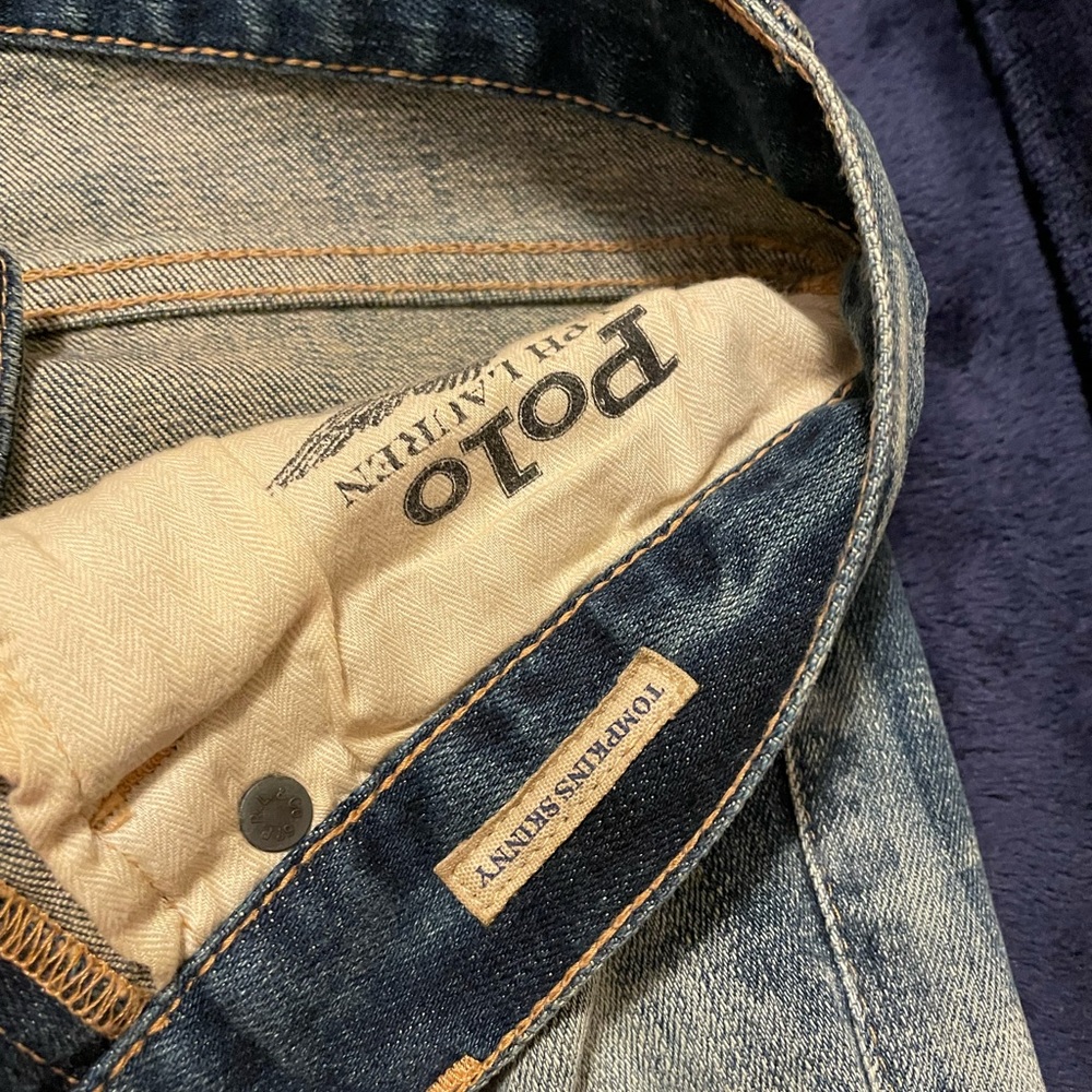 Stylish polo jeans